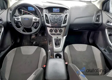 2012 Ford Focus Se z USA, uszkodzony, nr VIN 1FAHP3K26CL102202